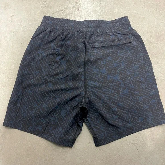 NWT Men’s RHONE Mako 7” Shorts Unlined Navy Black Training Gym Workout Athletic - Picture 4 of 7